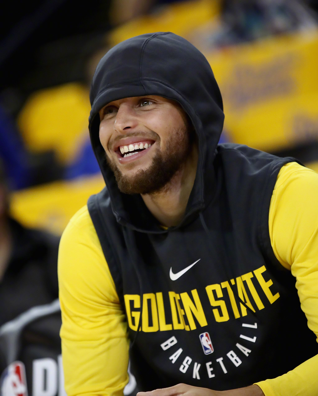 将首攻从持 将首攻从持