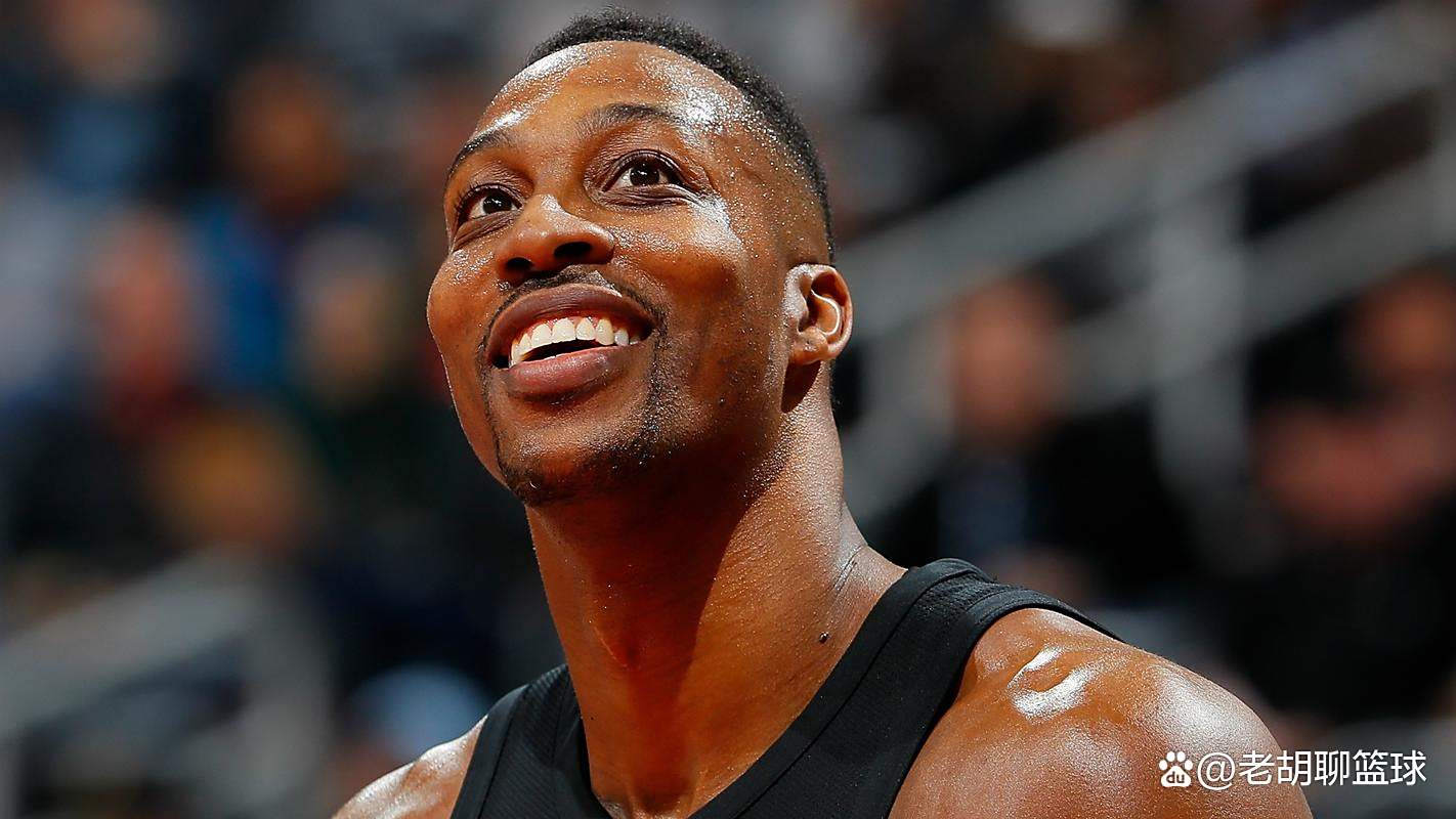 在强辐射与